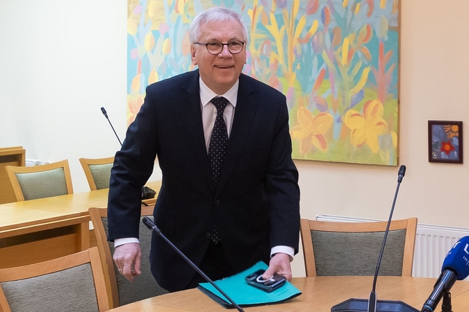 Šadžius dėl NT įvertinimo: baikit juokus