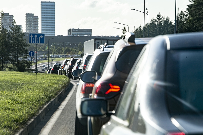 S. Gentvilas atsisako planų įvesti automobilių taršos mokestį