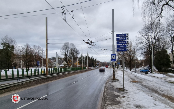 Praėjusi para keliuose: sužeisti aštuoni žmonės, du iš jų – mažamečiai