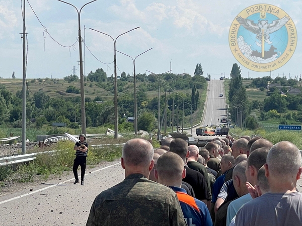 Rusija skelbia laikanti per 6 tūkst. ukrainiečių karo belaisvių