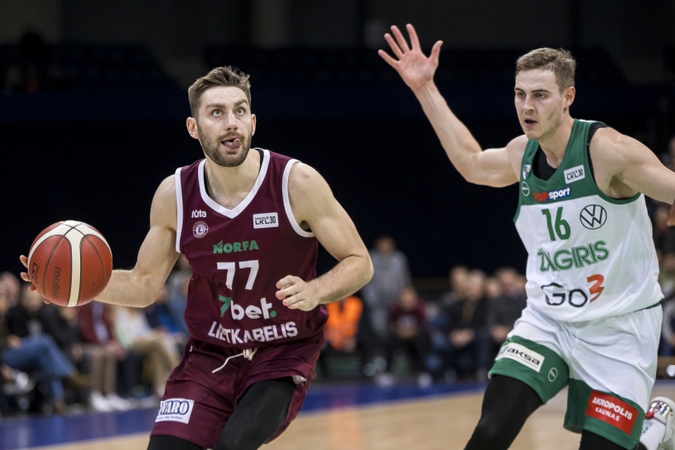 Pavykęs revanšas: gynyboje varžovus surakinęs „Žalgiris“ šventė pergalę Panevėžyje
