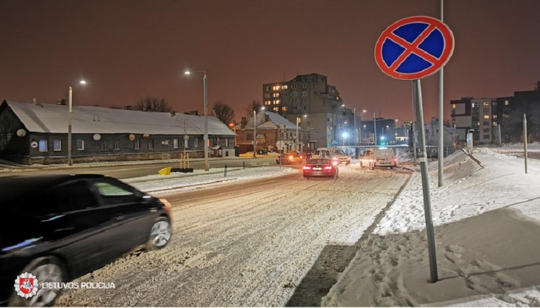 Praėjusi para keliuose: sužeisti septyni žmonės