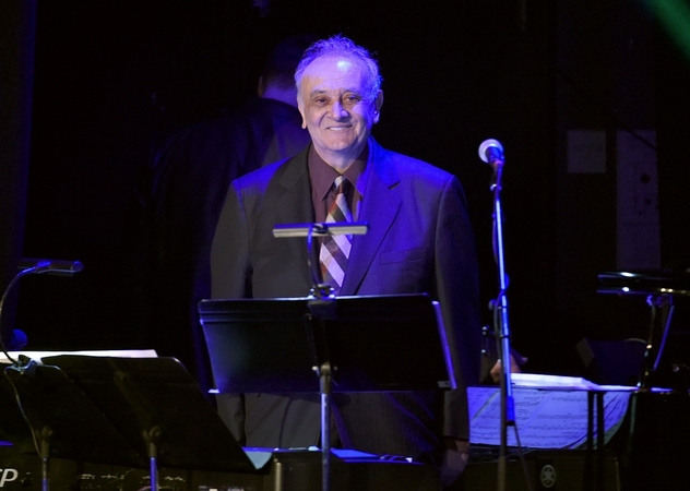 Angelo Badalamenti.