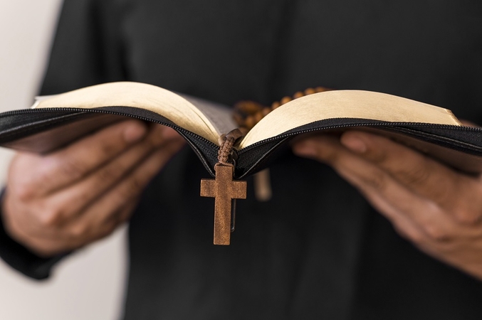Dauguma netiki bažnyčios pajėgumu išaiškinti pedofiliją 