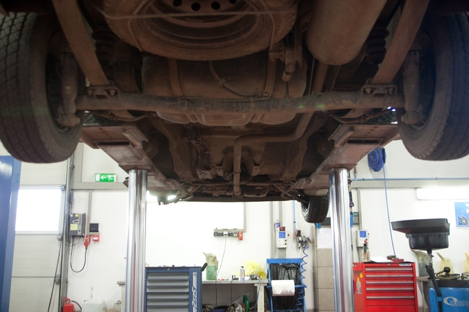 Aplinkosaugininkai visą lapkritį tikrins automobilių servisus ir dirbtuves