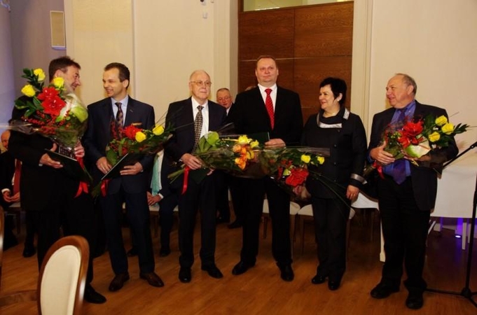 Užsienio lietuviams – mokslo premijos