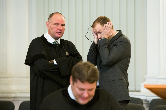 Teismas neleido kyšininkavimu įtariamam V. Gapšiui išvykti iš šalies