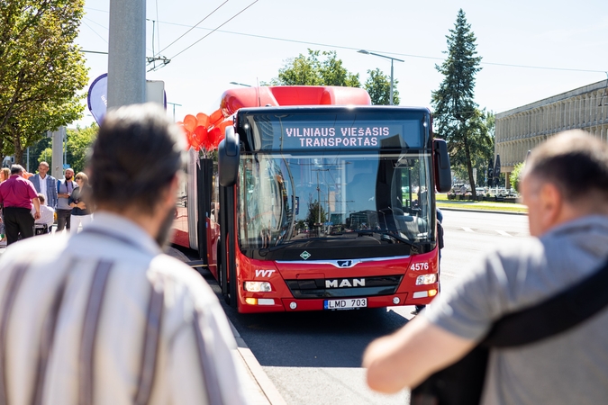 Sostinė atnaujina viešąjį transportą – pasipildys 50 naujų autobusų