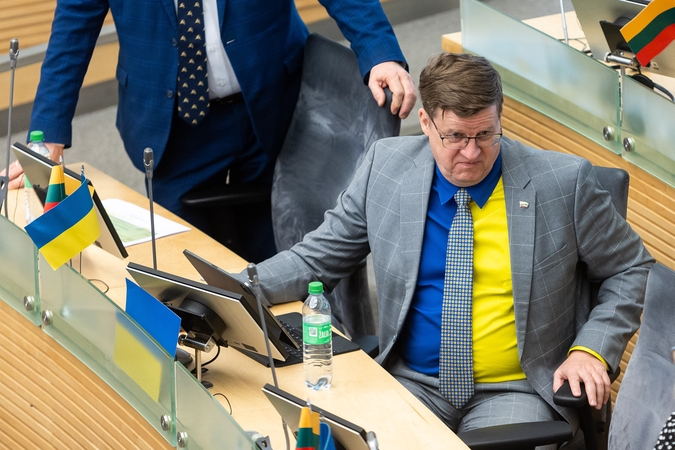 L. Slušnys apie užmojį pakelti algas politikams: nebenorime pigios valdžios