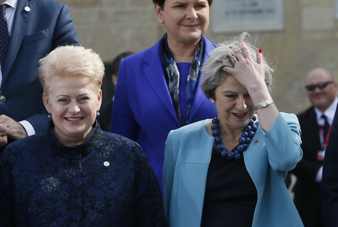 „The Times“: britai svarsto paramą nukreipti iš Afrikos į Baltijos šalis