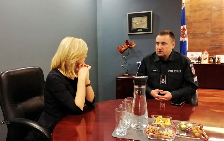 Pagrobtos mergaitės paieška tęsiama: policijos vadas informavo ministrę