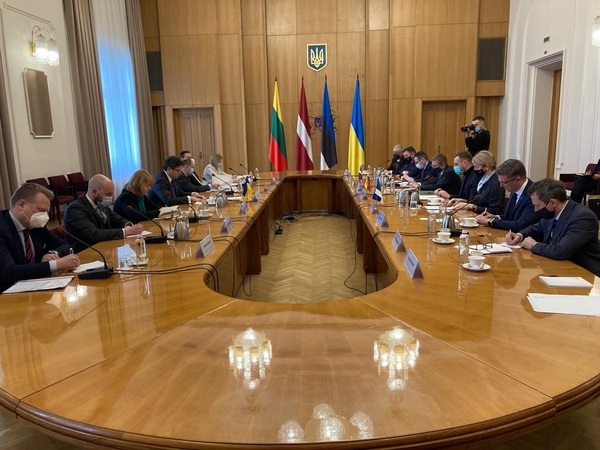 G. Landsbergis Kijeve: palaikome Ukrainą, Rusija privalo nutraukti provokacijas