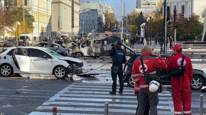 Ministerija: Rusijos atakos prieš civilius Ukrainos miestuose rodo desperaciją