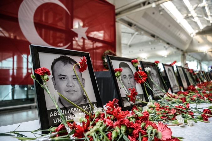 Ekspertas: teroro aktas Stambule sutampa su „Islamo valstybės“ įkūrimu