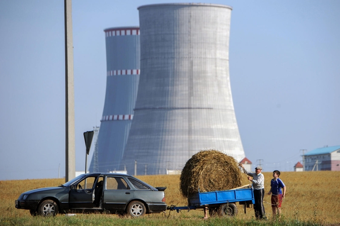 Radiacinės saugos centras ruošiasi Astravo reaktorių paleidimui – šviečia gyventojus