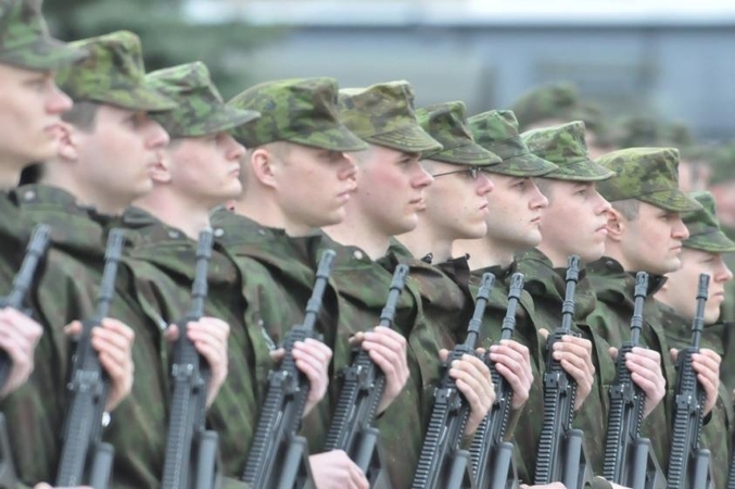 Dėl papildomo 0,5 balo šauktiniams spręs pačios aukštosios mokyklos