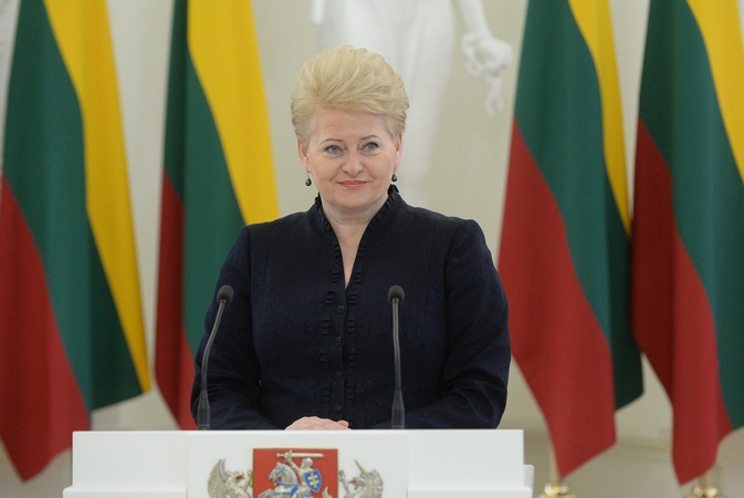 Prezidentė suteikė malonę mažamečių vaikų turintiems nuteistiesiems