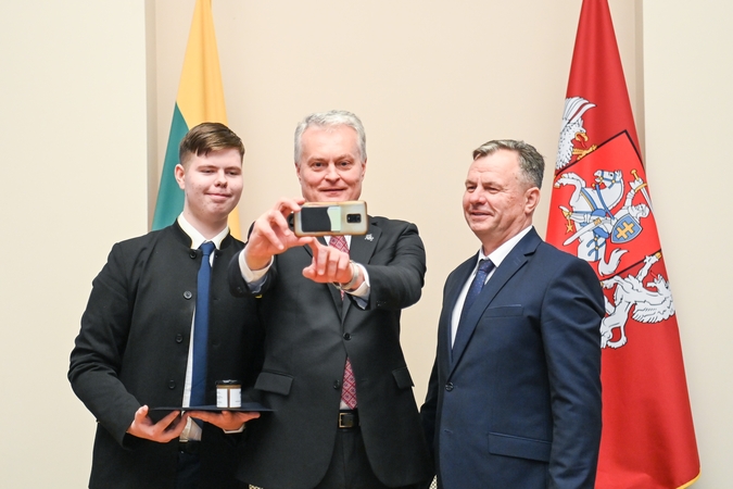 G. Nausėda apdovanojo Nacionalinio judumo iššūkio nugalėtojus