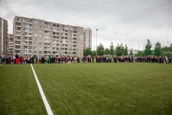 Vilniaus taryba pritarė sprendimui leisti išnuomoti mokyklų aikštynus