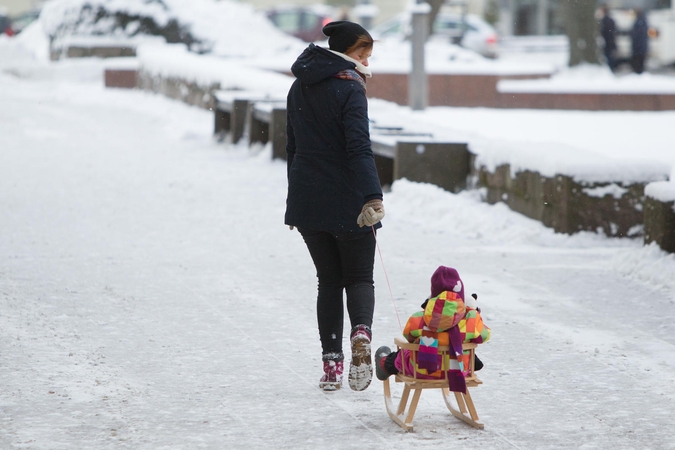 Jau pirmadienį į Lietuvą pradės plūsti šaltas oras