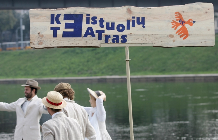 „Keistuolių teatras“ naujai pažvelgė į antikinį Heraklį