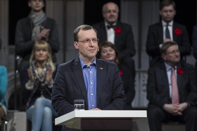 Antruosius debatus laimėjo Z. Balčytis, vis daugiau šalininkų pritraukia N. Puteikis