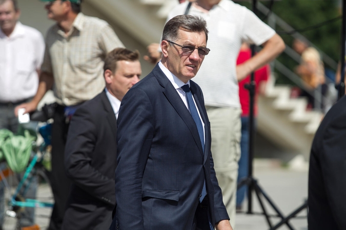 Premjero pareiškimas dėl italų ministrės nustebino Lietuvos parlamentarus