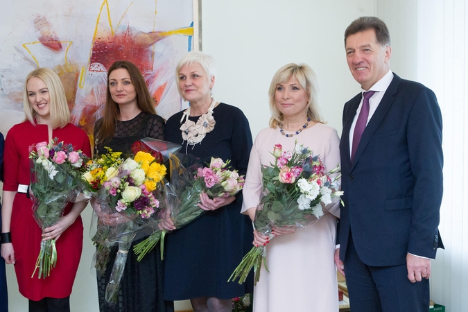 Penkiems geriausiems Lietuvos mokytojams – apdovanojimai