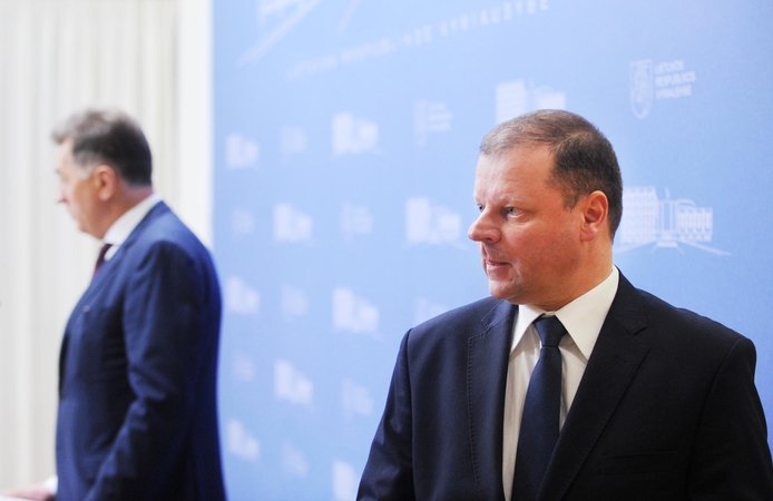 Politologas: padidėjo tikimybė, kad S. Skvernelis glausis prie socialdemokratų
