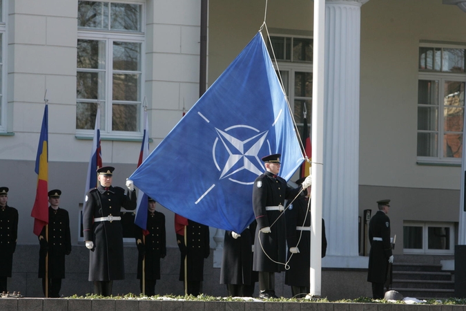 Lietuva ratifikavo protokolą dėl Juodkalnijos prisijungimo prie NATO