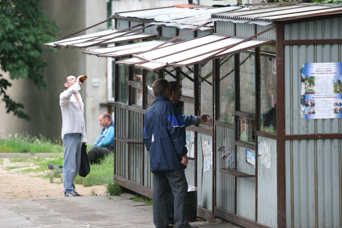 Šešėlinė ekonomika – bausmė valstybei už lengvai dalijamas išmokas?