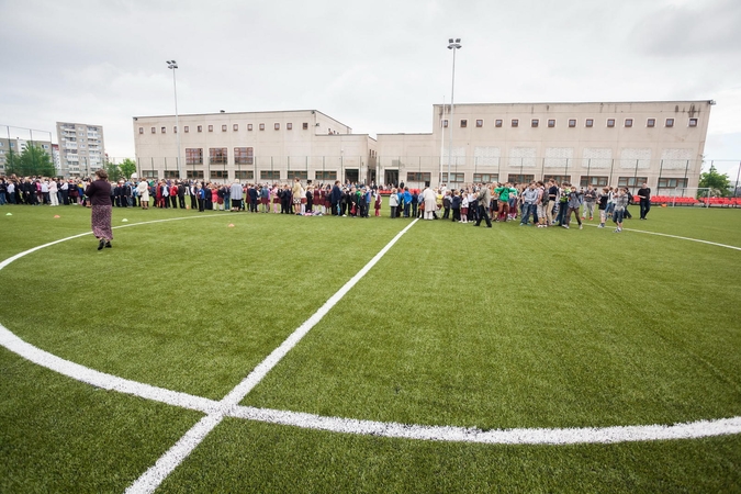 Vilniaus planuose – modernūs sporto aikštynai prie mokyklų 