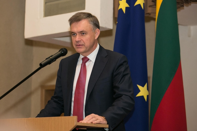R. Dargis: prieš padidinant mokesčius, politikams reikėtų pasitarti su verslu