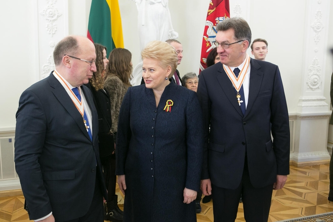 Socialdemokratų populiarumas ūgtelėjo, o prezidentės aptirpo