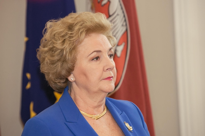 K. Brazauskienė reikalauja nepagrįstos privilegijos?