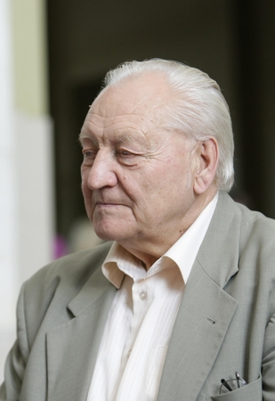 Mirė buvęs ilgametis Seimo narys A. N. Stasiškis