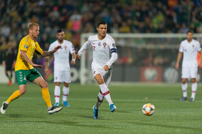 Dovanų futbolo rinktinė dar nenusipelnė