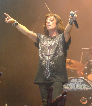 Minske infarktą patyrė buvęs „Deep Purple“ vokalistas J. Turneris
