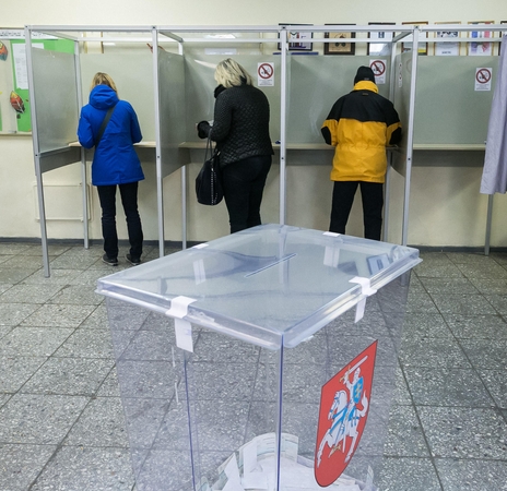 Kitąmet šešios savivaldybės rinks mažiau tarybos narių