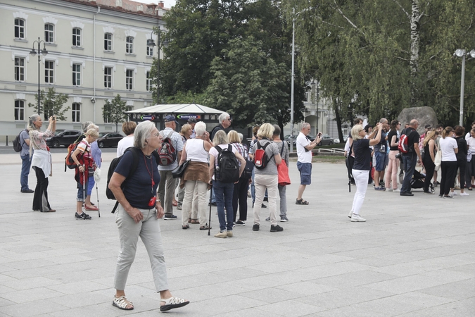 Pradeda veikti Vilniaus „pagalvės“ mokesčio deklaravimo sistema