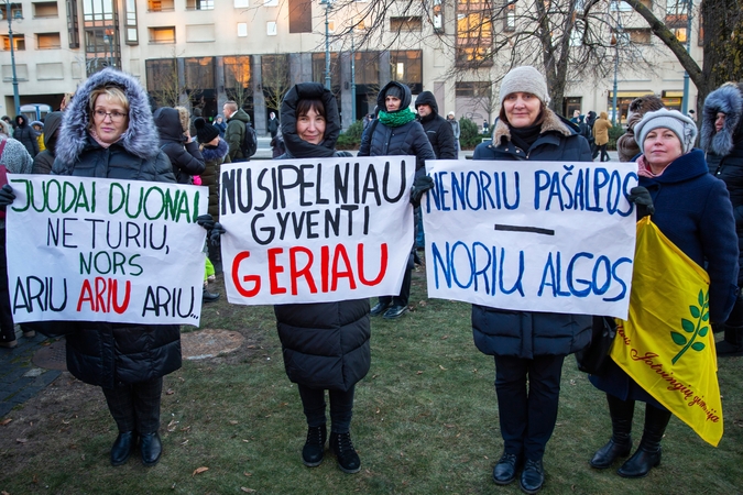 Ministerija: padidinus koeficientus ir bazinį dydį pedagogų užmokestis kils 10 proc.