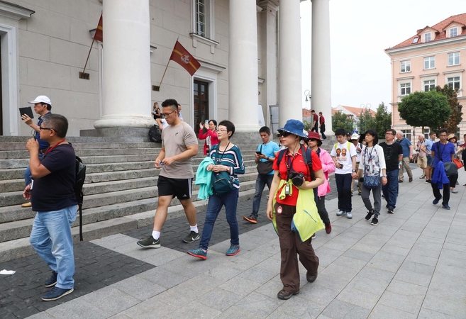 Šiemet turistai Lietuvoje turėtų išleisti daugiau kaip milijardą eurų