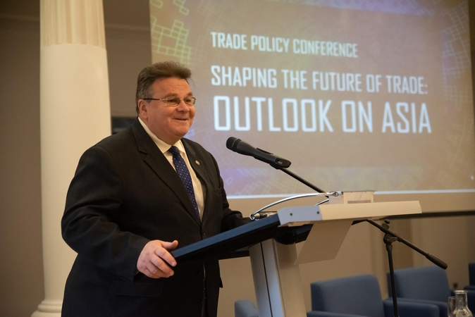 Ministras L. Linkevičius skatina išnaudoti verslo galimybes Azijoje