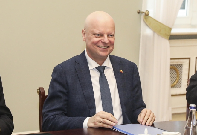Po kelis kartus pratęsto nedarbingumo S. Skvernelis grįžta į darbą