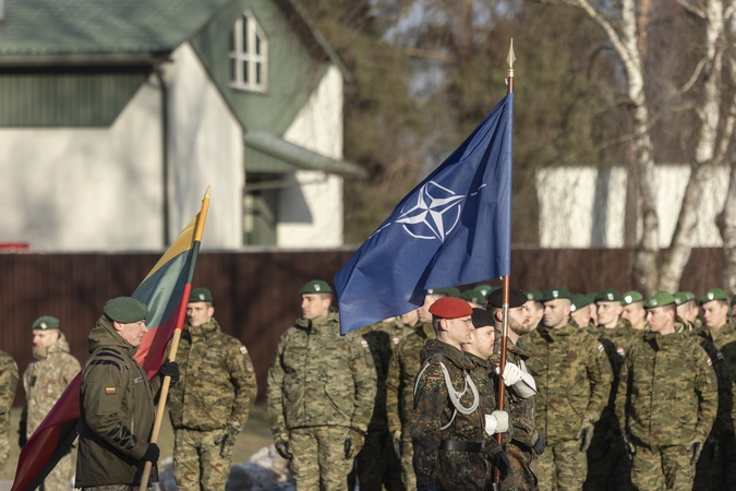 Lietuvoje tarnybą pradėjo nauja NATO bataliono rotacija