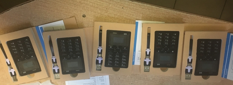 Įkliuvo per pasalą: buvę kaliniai į pataisos namus bandė permesti telefonų