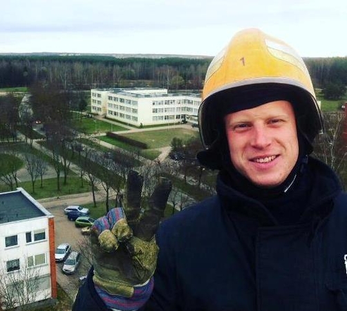 Ugniagesys gelbėtojas Lukas Strakšas