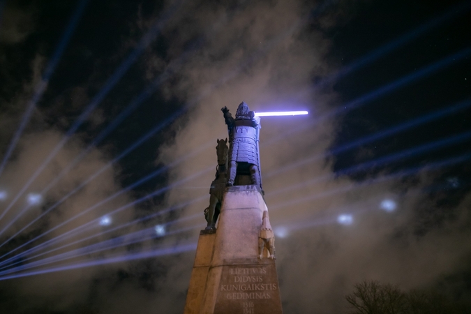 Gimtadienio proga Vilnius apšvies tiltus, pilį, pramogauti siūlo namie