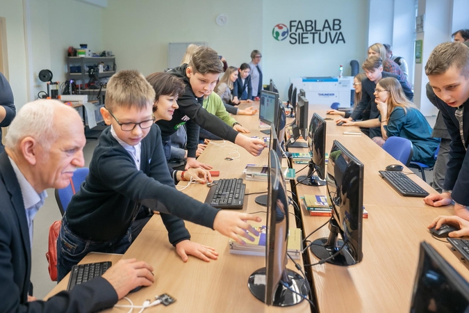 Vilnius kuria ateities mokyklas: kas trečioje veiks „FabLab“ dirbtuvės