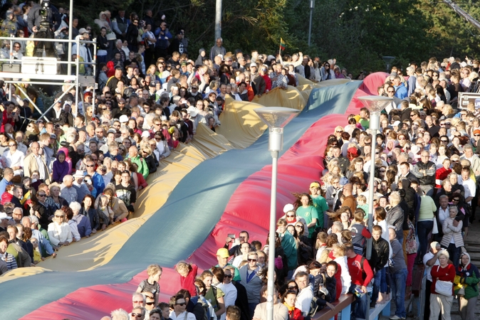 Požiūris: išorinių grėsmių akivaizdoje stiprėjantis patriotizmas yra natūrali visuomenės reakcija.